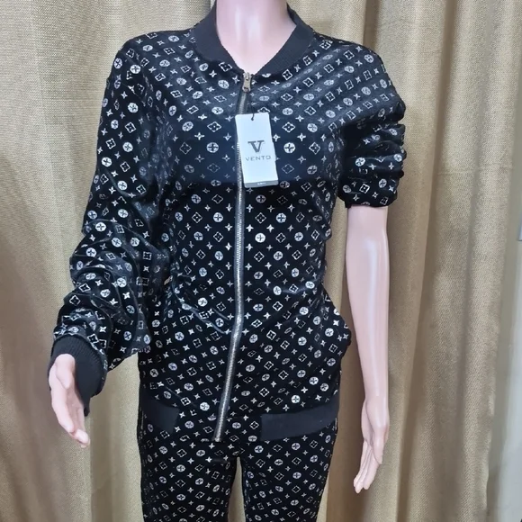 Black Patterned Women's Pants - Picture 5 of 7